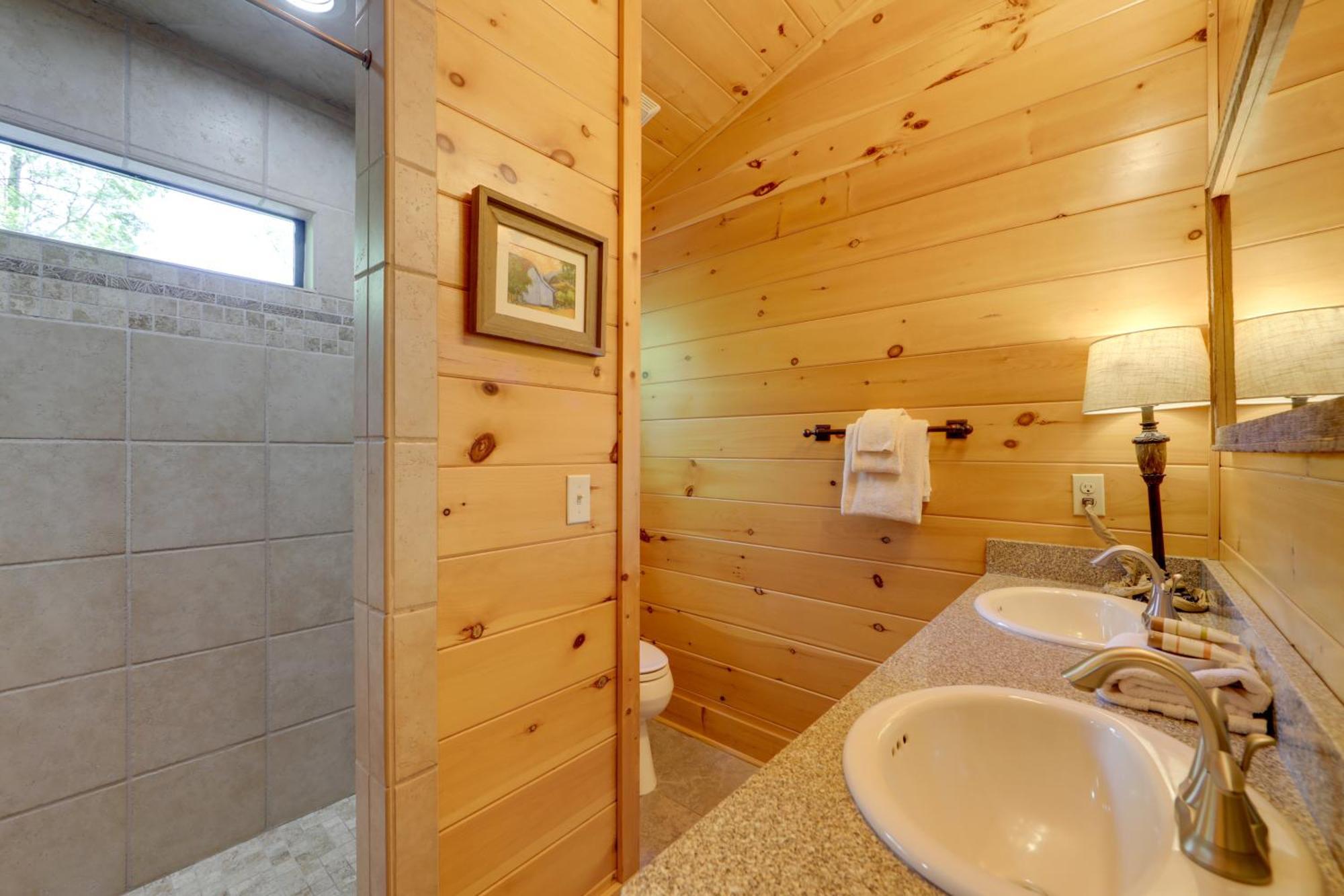 Bryson City Cabin With Hot Tub And Mountain Views! المظهر الخارجي الصورة